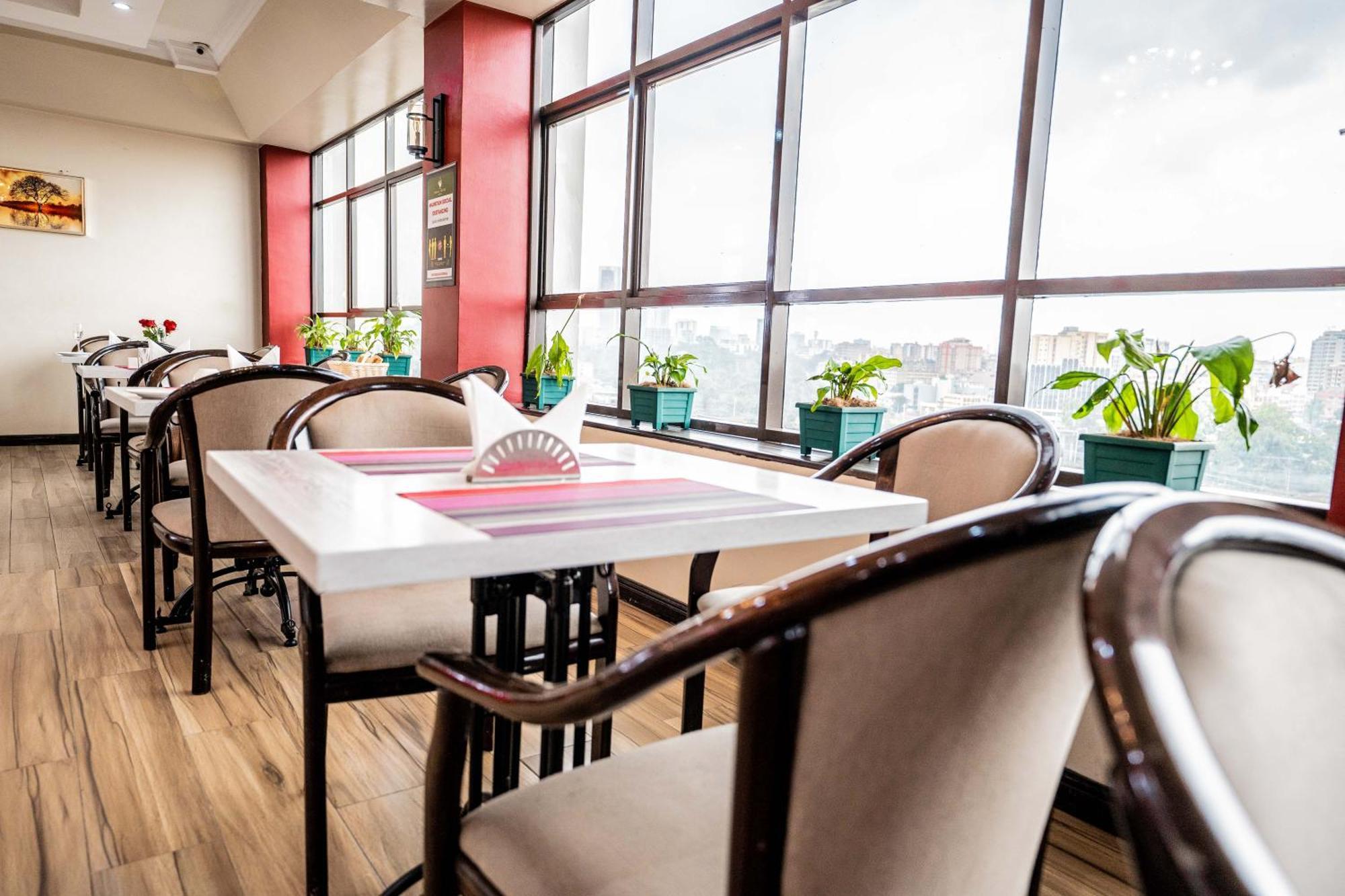 Hemak Suites Hotel Nairobi Eksteriør bilde