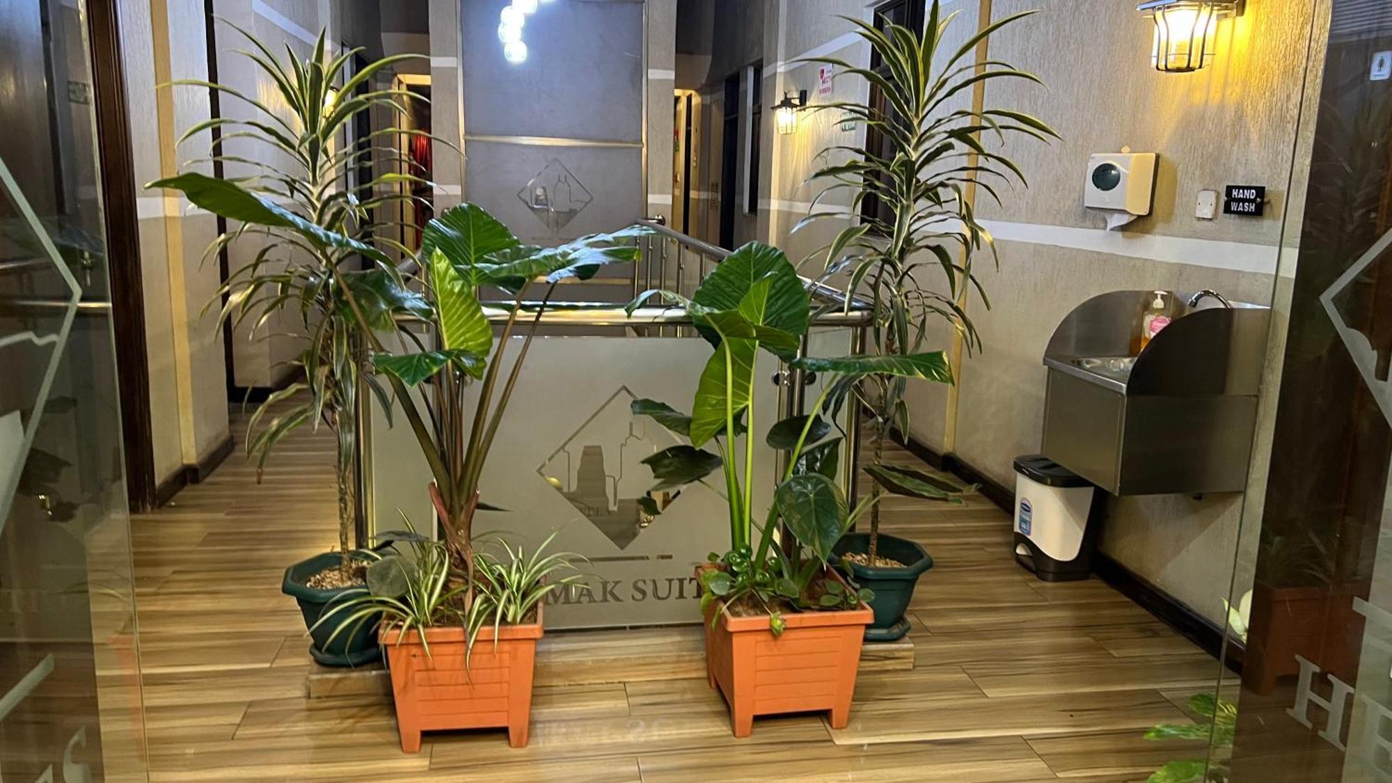 Hemak Suites Hotel Nairobi Eksteriør bilde