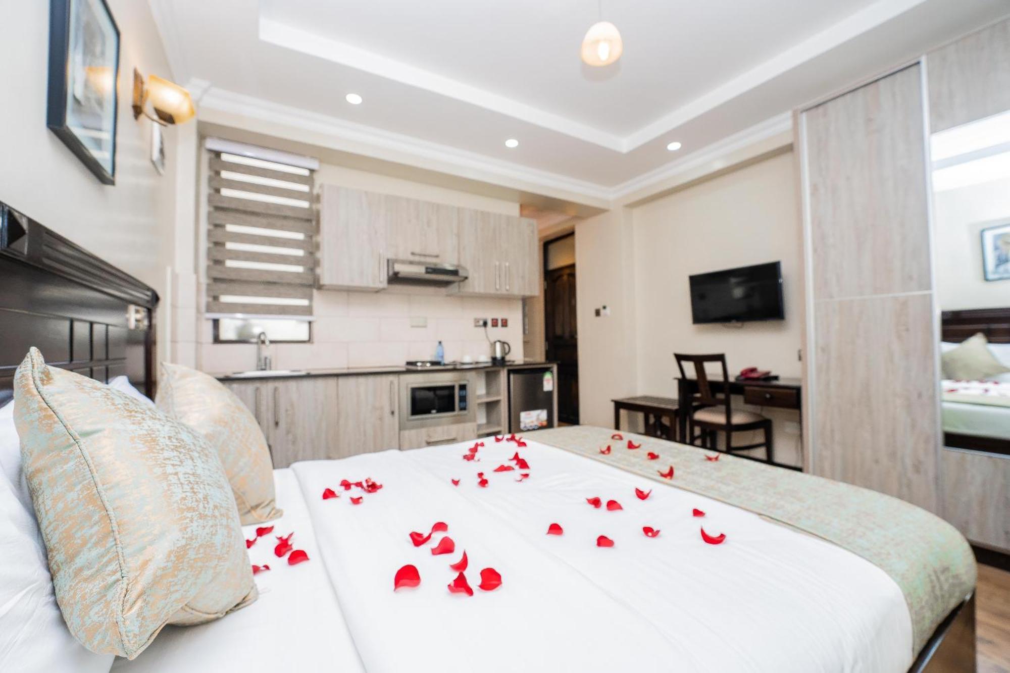 Hemak Suites Hotel Nairobi Eksteriør bilde