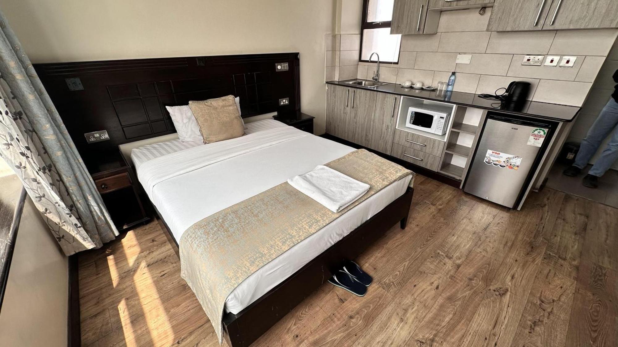 Hemak Suites Hotel Nairobi Eksteriør bilde