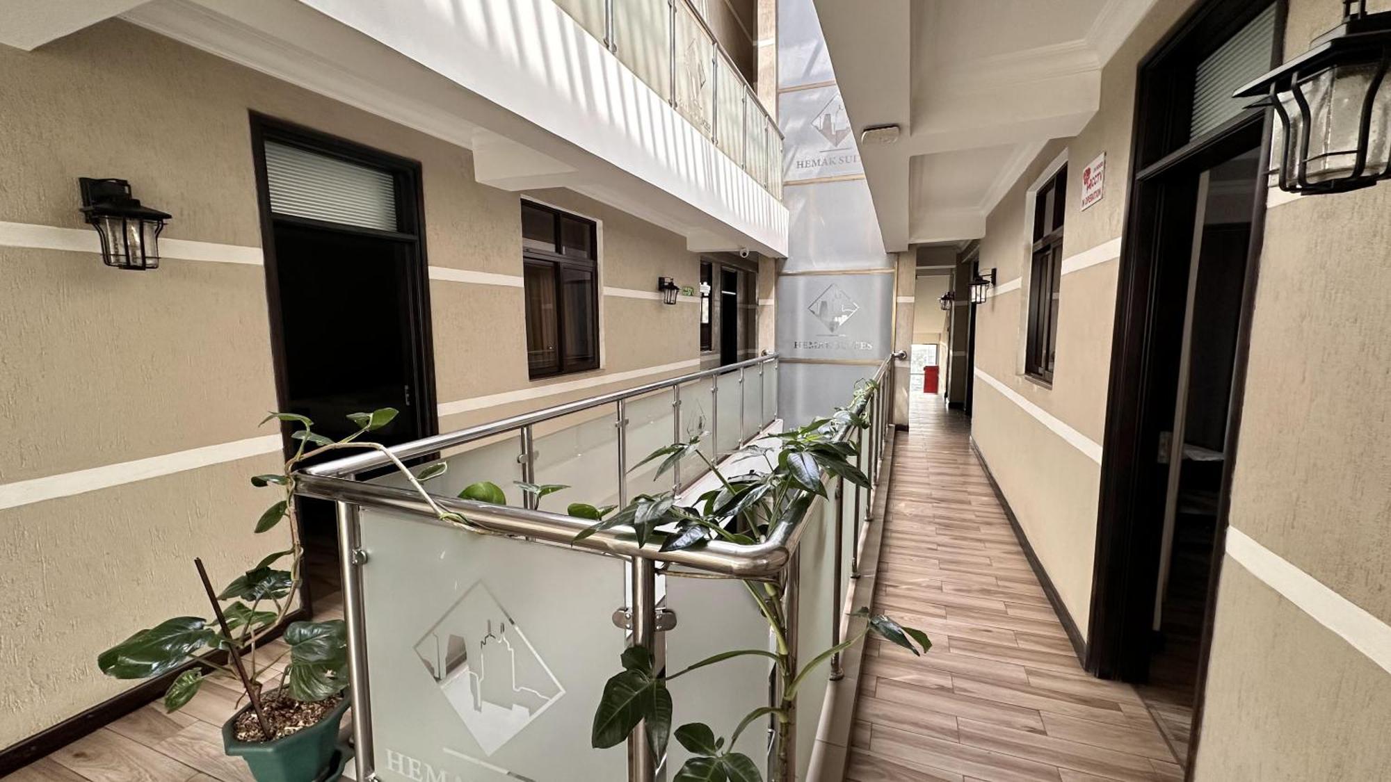 Hemak Suites Hotel Nairobi Eksteriør bilde